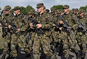 Recruiting is a current problem not only for the Czech Army, but also for such armies as the U.S. Army