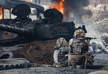 Czech volunteers in Ukraine: Who they are, why they went, and what they do?